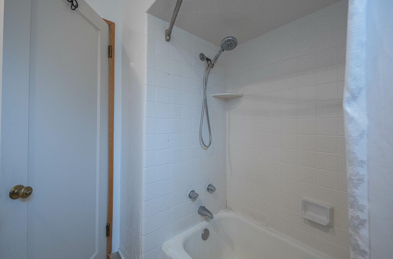 Detail Gallery Image 24 of 36 For 141 Mayfair Dr, Salinas,  CA 93905 - 2 Beds | 1 Baths