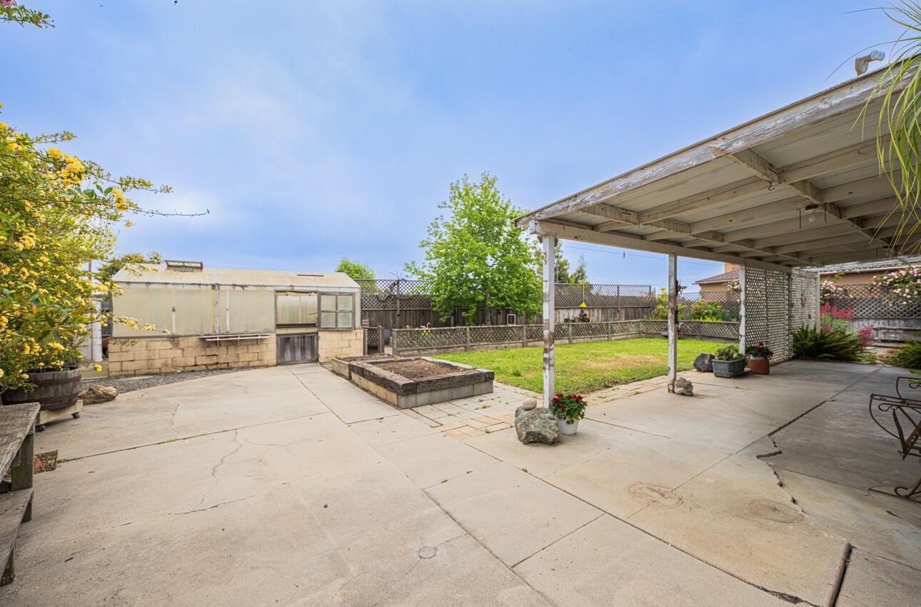 Detail Gallery Image 30 of 36 For 141 Mayfair Dr, Salinas,  CA 93905 - 2 Beds | 1 Baths