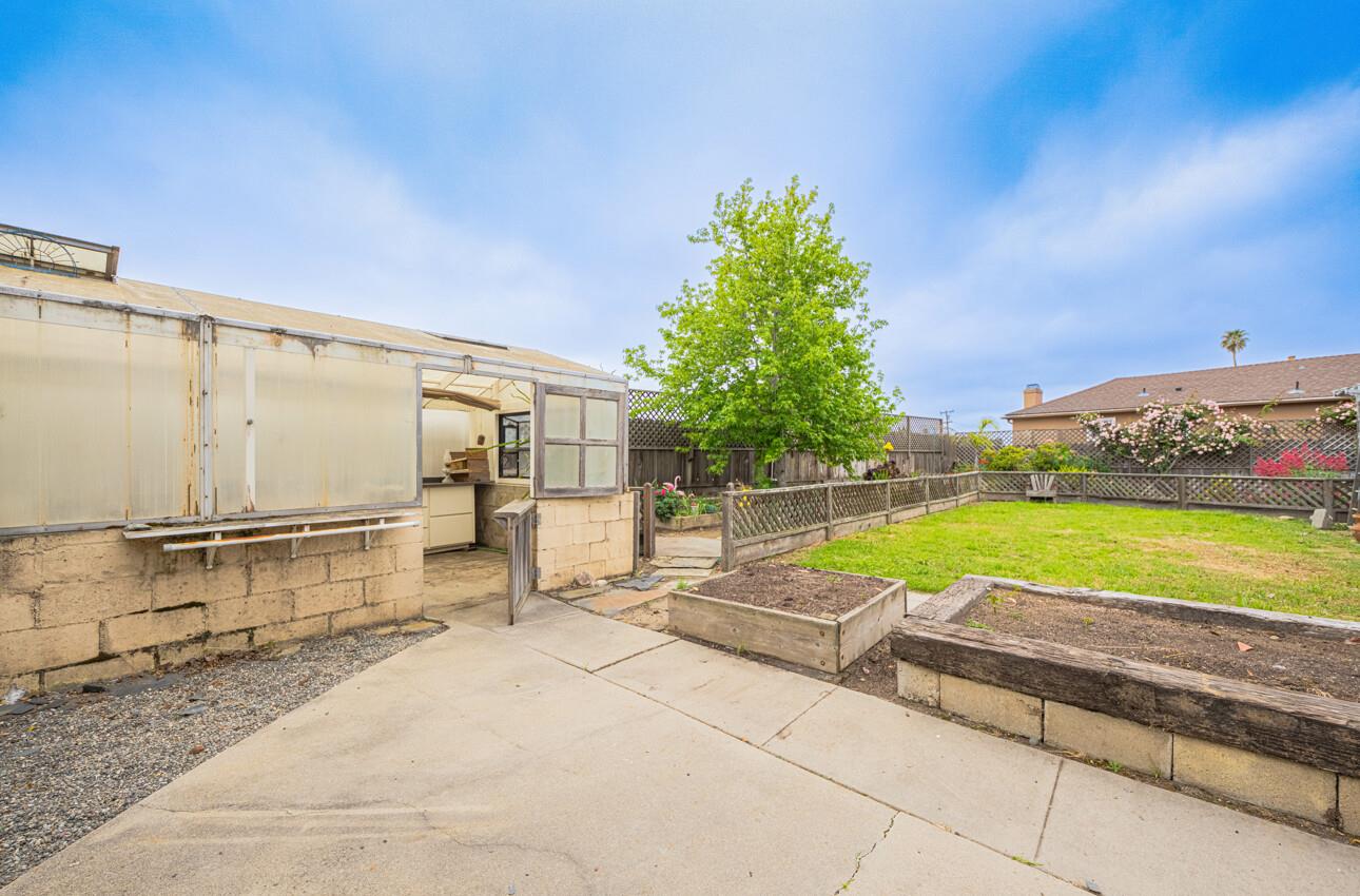 Detail Gallery Image 31 of 36 For 141 Mayfair Dr, Salinas,  CA 93905 - 2 Beds | 1 Baths