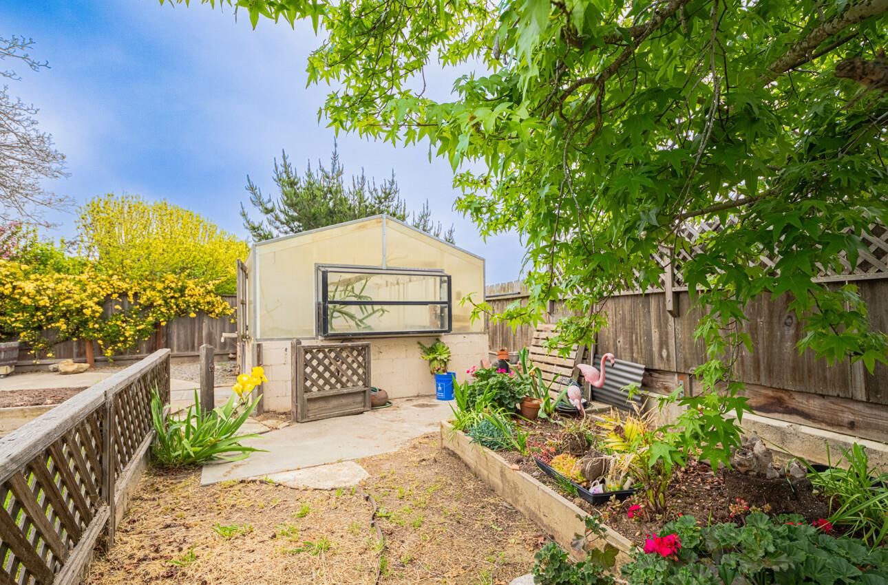 Detail Gallery Image 33 of 36 For 141 Mayfair Dr, Salinas,  CA 93905 - 2 Beds | 1 Baths