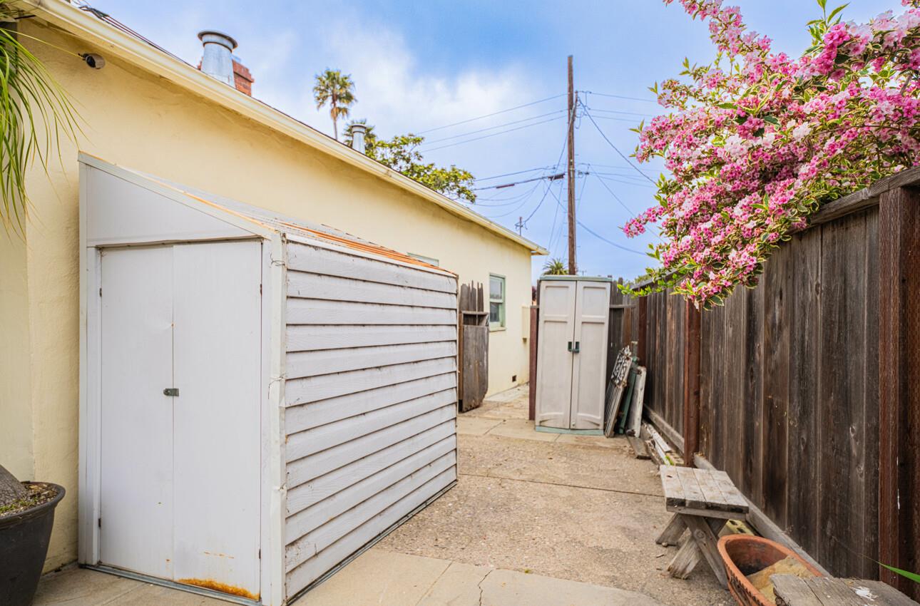Detail Gallery Image 35 of 36 For 141 Mayfair Dr, Salinas,  CA 93905 - 2 Beds | 1 Baths