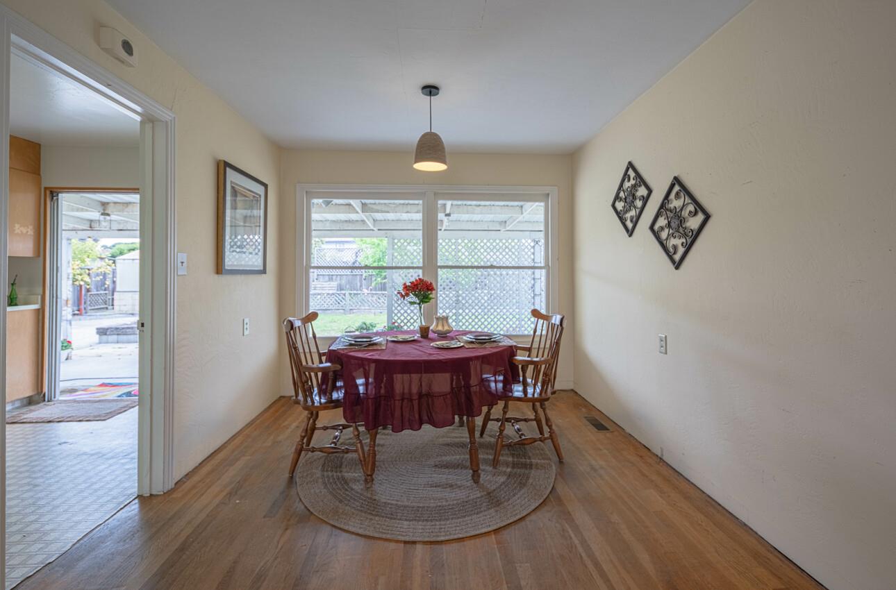 Detail Gallery Image 8 of 36 For 141 Mayfair Dr, Salinas,  CA 93905 - 2 Beds | 1 Baths