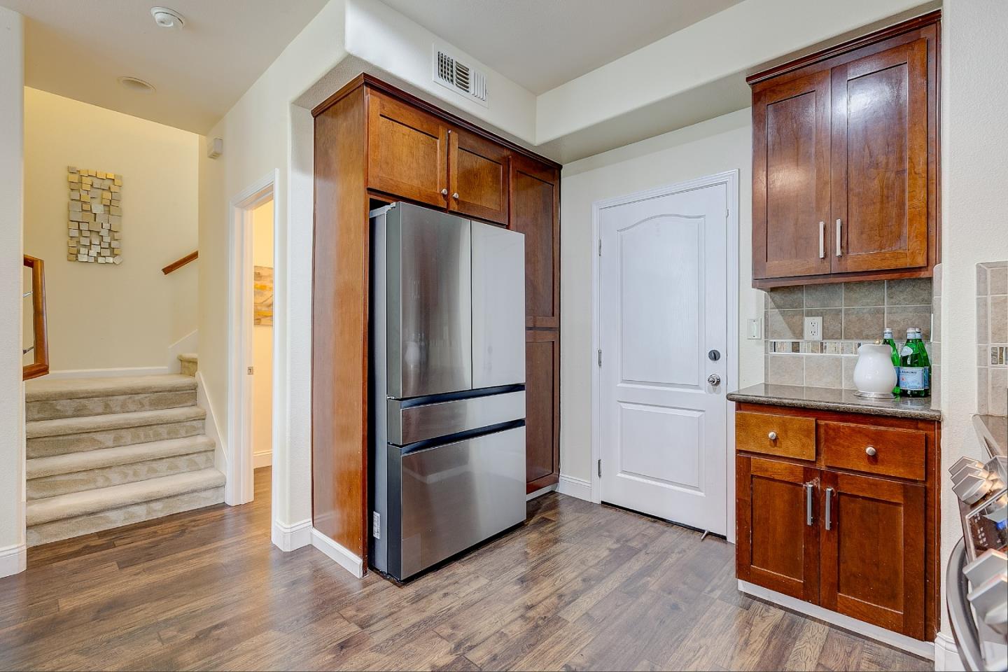Detail Gallery Image 16 of 32 For 582 Cottage Park Dr, Hayward,  CA 94544 - 3 Beds | 2/1 Baths