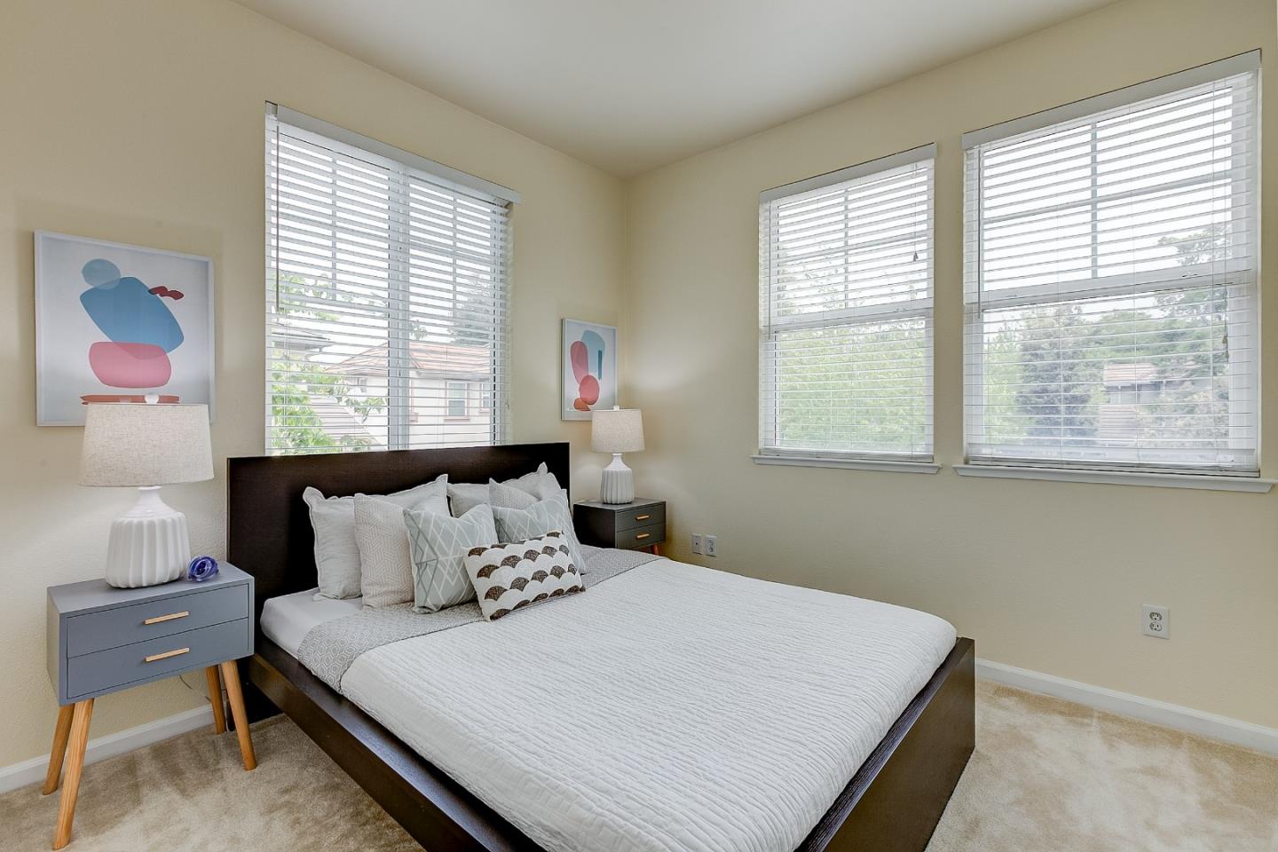 Detail Gallery Image 27 of 32 For 582 Cottage Park Dr, Hayward,  CA 94544 - 3 Beds | 2/1 Baths