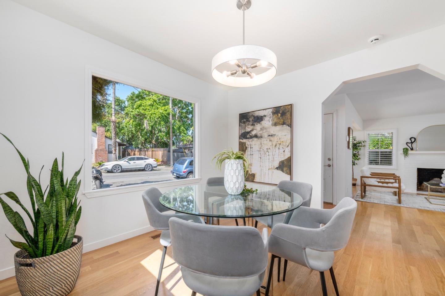 Detail Gallery Image 20 of 56 For 923 Grand St, Redwood City,  CA 94061 - 4 Beds | 3 Baths