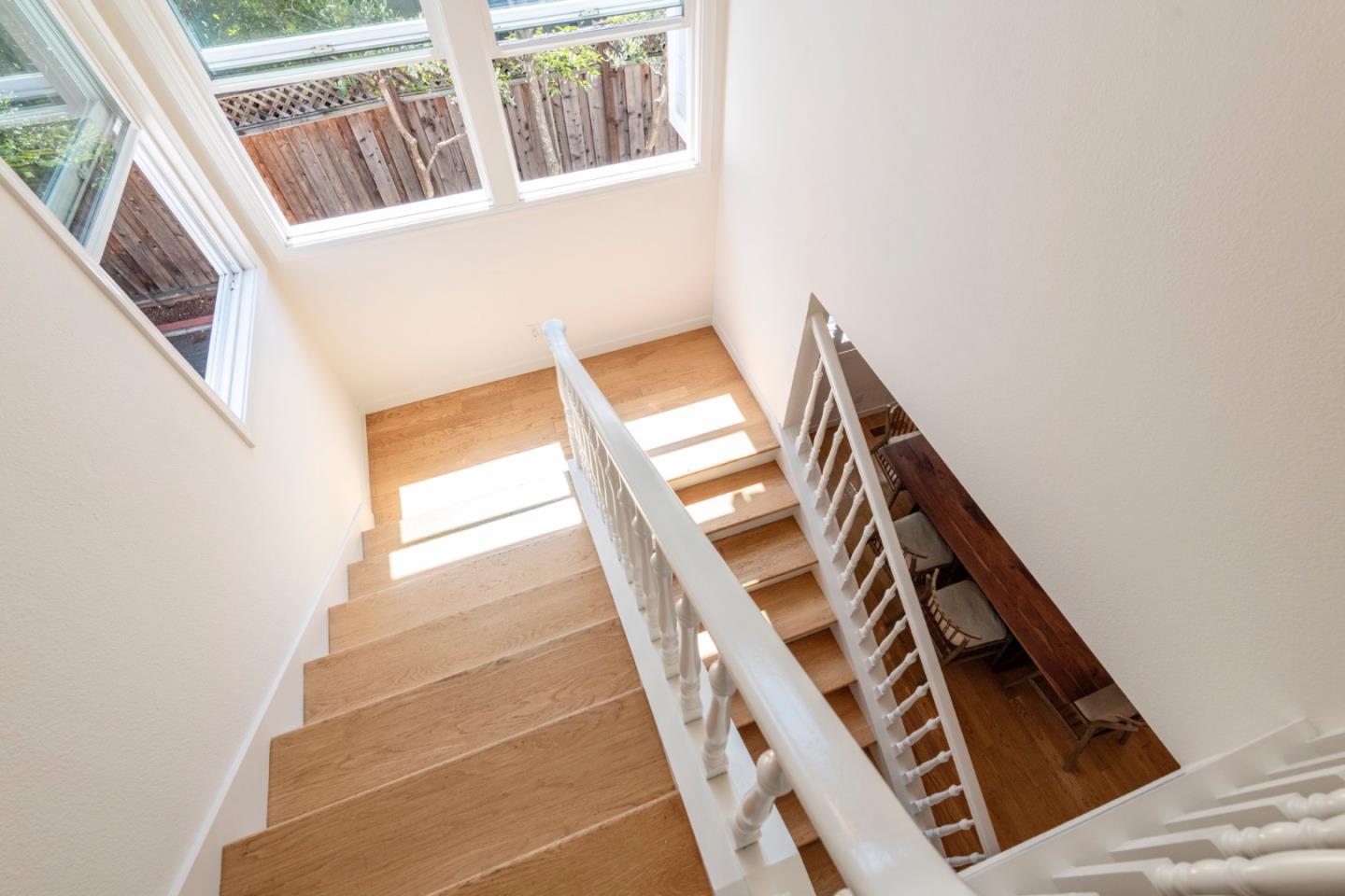 Detail Gallery Image 29 of 56 For 923 Grand St, Redwood City,  CA 94061 - 4 Beds | 3 Baths