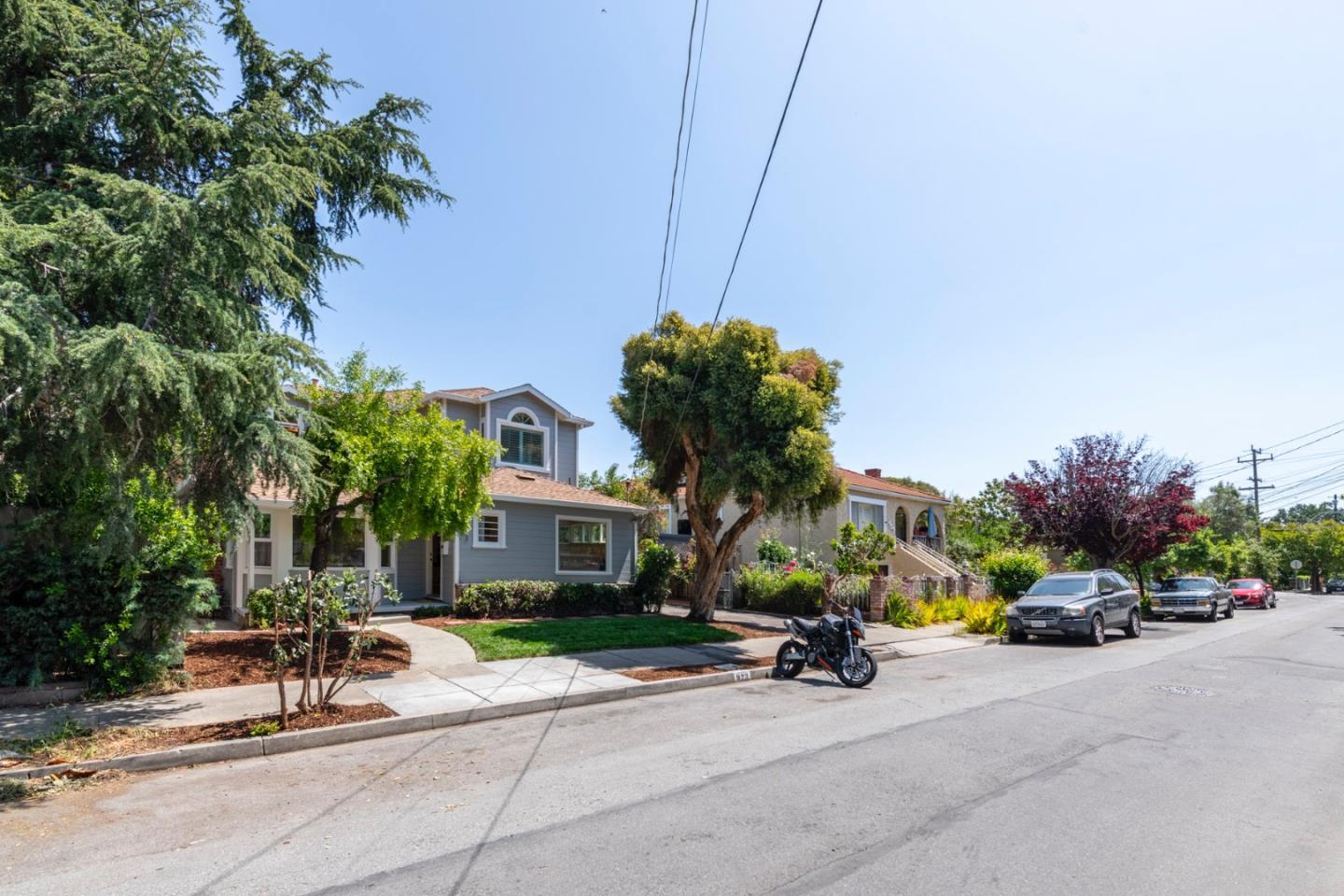 Detail Gallery Image 40 of 56 For 923 Grand St, Redwood City,  CA 94061 - 4 Beds | 3 Baths