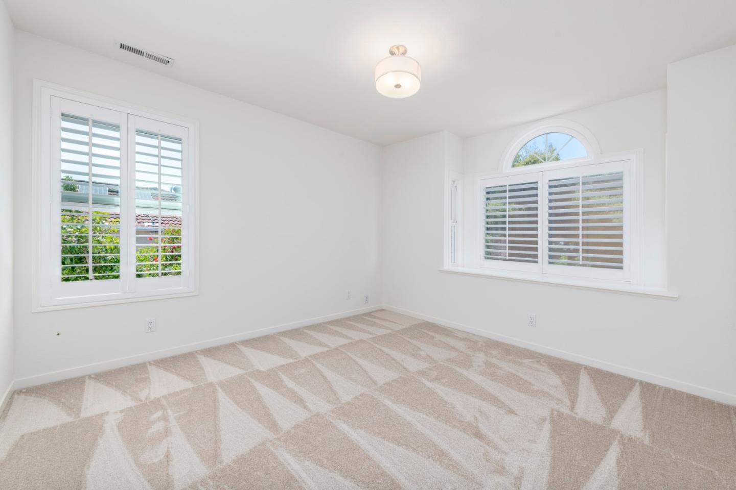 Detail Gallery Image 41 of 56 For 923 Grand St, Redwood City,  CA 94061 - 4 Beds | 3 Baths