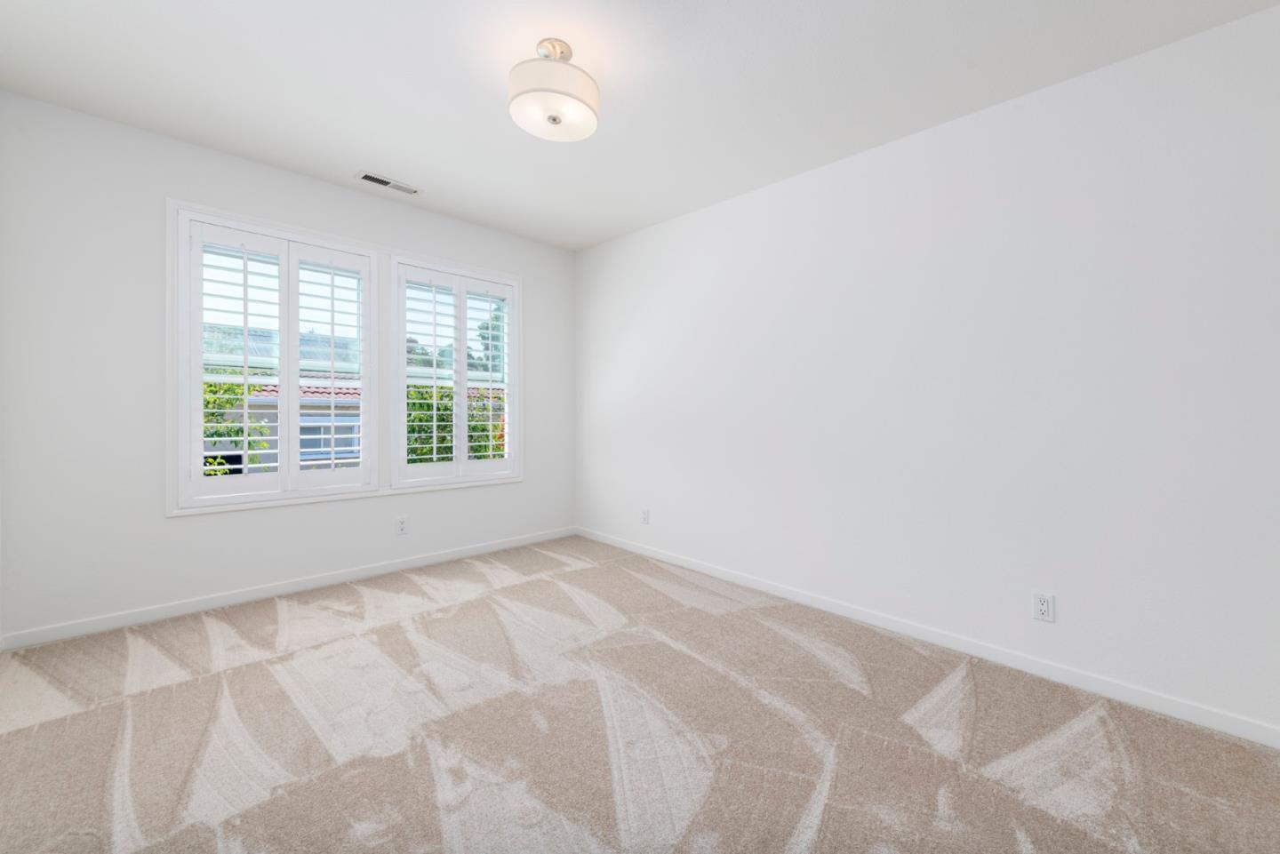 Detail Gallery Image 46 of 56 For 923 Grand St, Redwood City,  CA 94061 - 4 Beds | 3 Baths