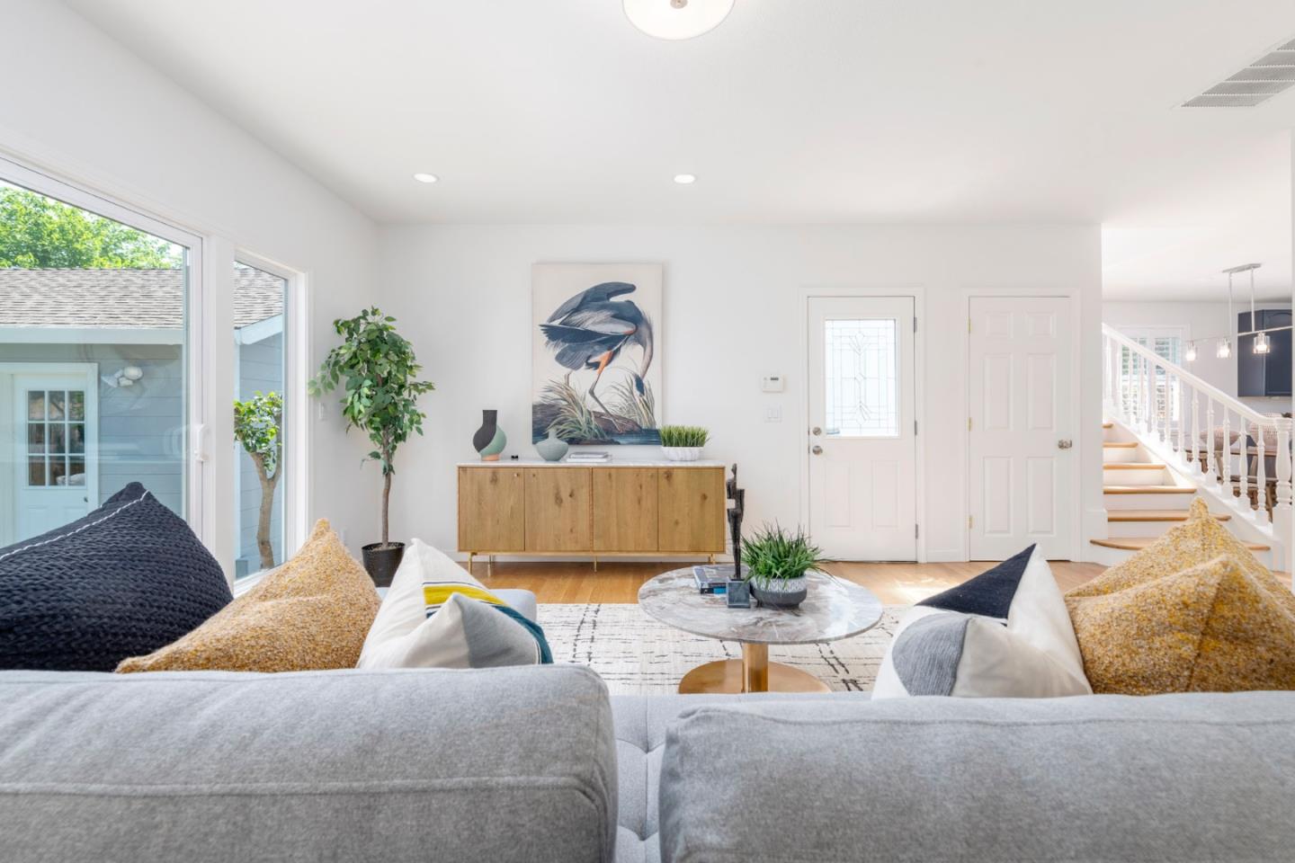Detail Gallery Image 6 of 56 For 923 Grand St, Redwood City,  CA 94061 - 4 Beds | 3 Baths