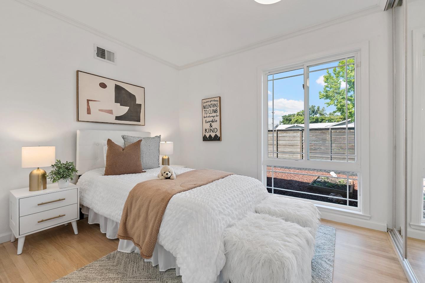 Detail Gallery Image 26 of 40 For 728 Glencoe Ct, Sunnyvale,  CA 94087 - 3 Beds | 2 Baths