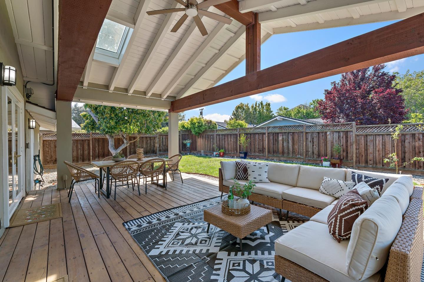 Detail Gallery Image 28 of 40 For 728 Glencoe Ct, Sunnyvale,  CA 94087 - 3 Beds | 2 Baths
