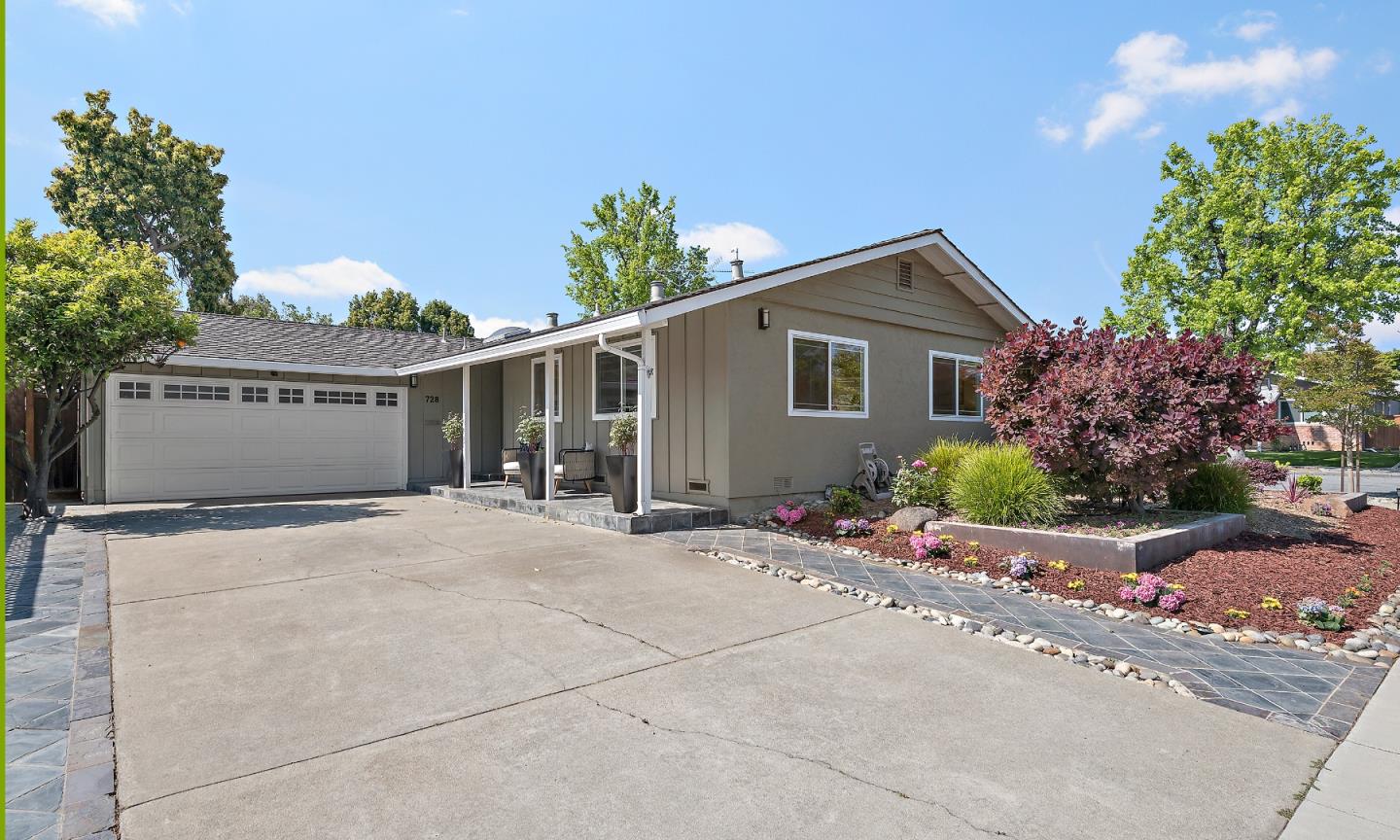 Detail Gallery Image 3 of 40 For 728 Glencoe Ct, Sunnyvale,  CA 94087 - 3 Beds | 2 Baths