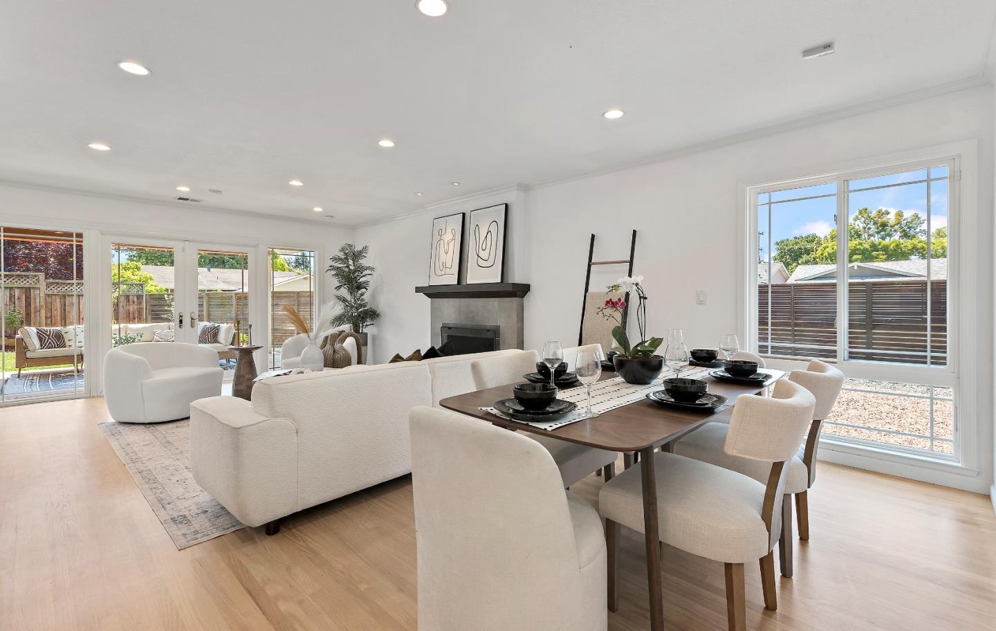 Detail Gallery Image 7 of 40 For 728 Glencoe Ct, Sunnyvale,  CA 94087 - 3 Beds | 2 Baths