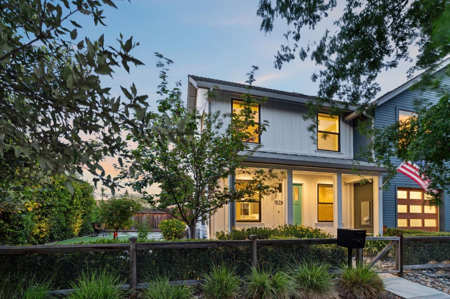 Detail Gallery Image 2 of 67 For 1076 Myrtle St, San Jose,  CA 95126 - 3 Beds | 2/1 Baths