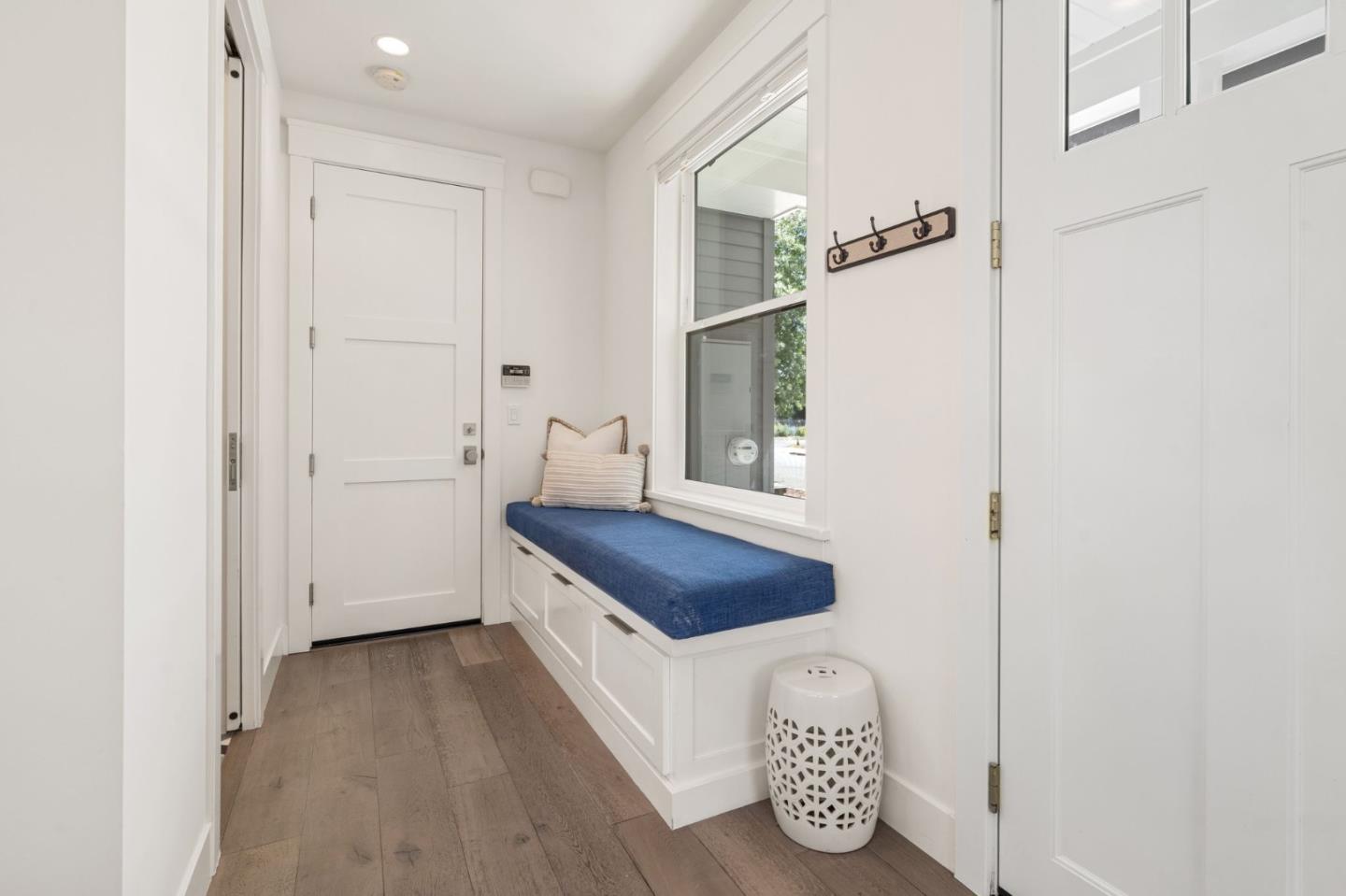 Detail Gallery Image 25 of 67 For 1076 Myrtle St, San Jose,  CA 95126 - 3 Beds | 2/1 Baths