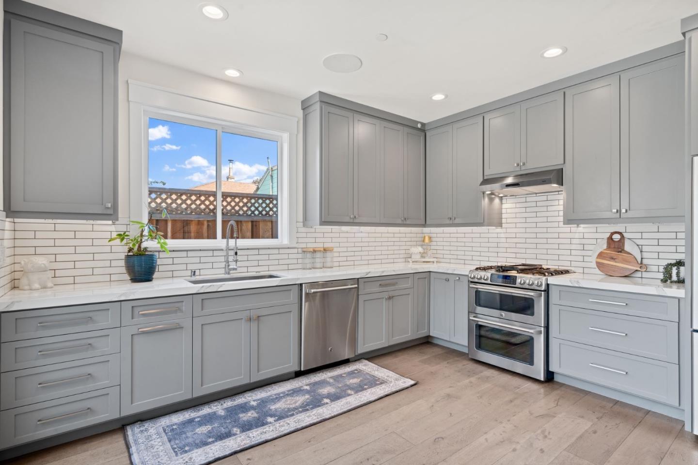 Detail Gallery Image 32 of 67 For 1076 Myrtle St, San Jose,  CA 95126 - 3 Beds | 2/1 Baths