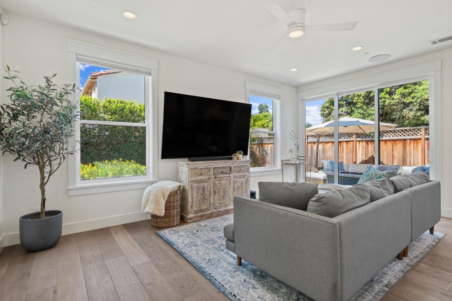 Detail Gallery Image 37 of 67 For 1076 Myrtle St, San Jose,  CA 95126 - 3 Beds | 2/1 Baths