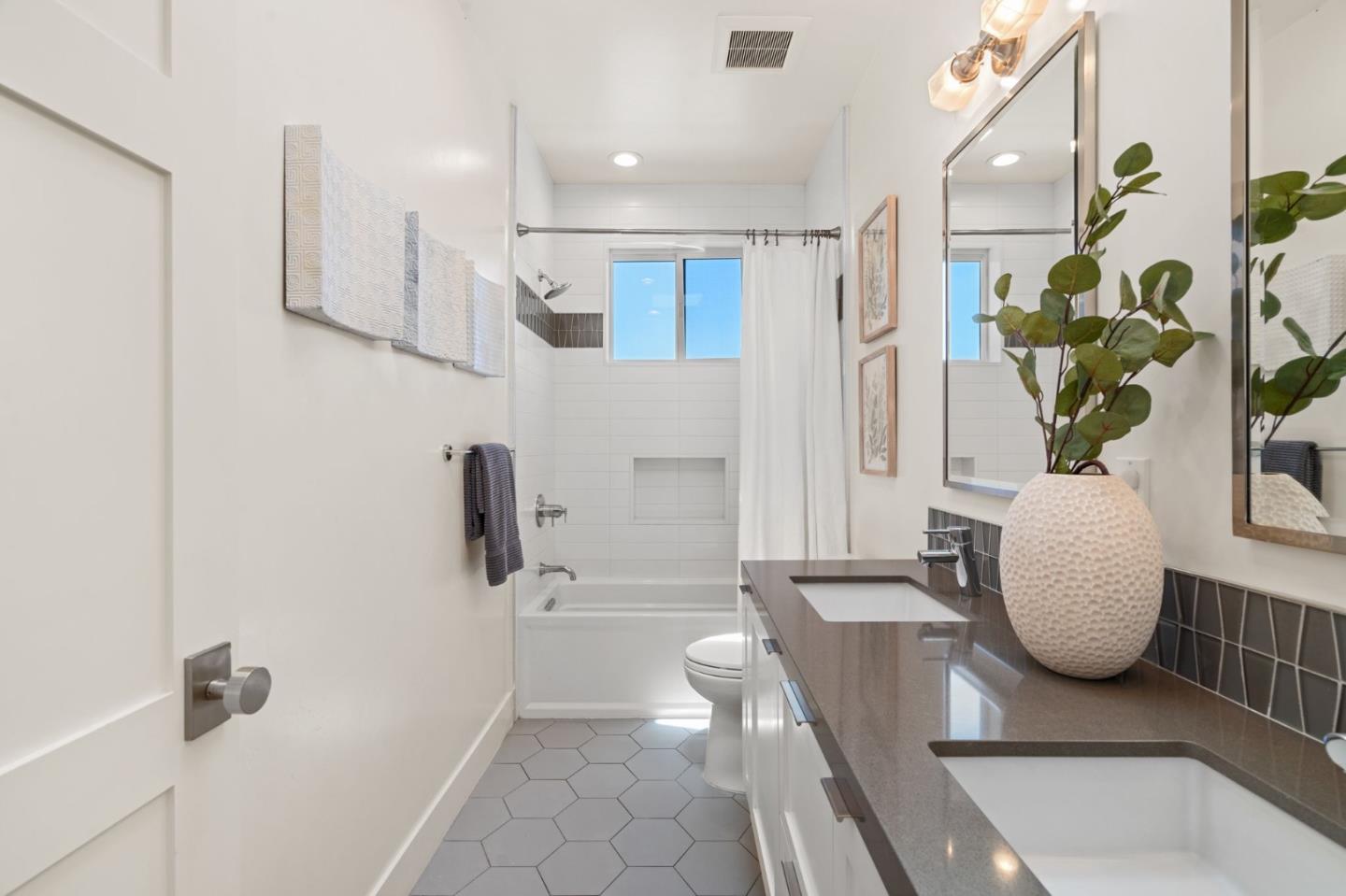 Detail Gallery Image 50 of 67 For 1076 Myrtle St, San Jose,  CA 95126 - 3 Beds | 2/1 Baths