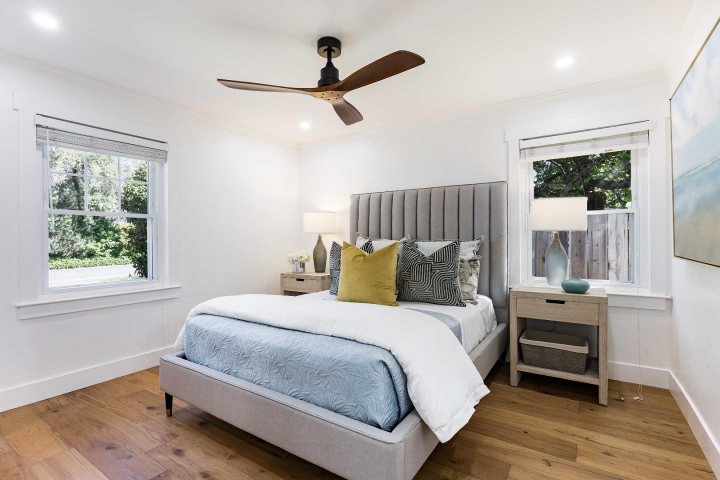 Detail Gallery Image 13 of 22 For 721 14th Ave, Menlo Park,  CA 94025 - 3 Beds | 2 Baths