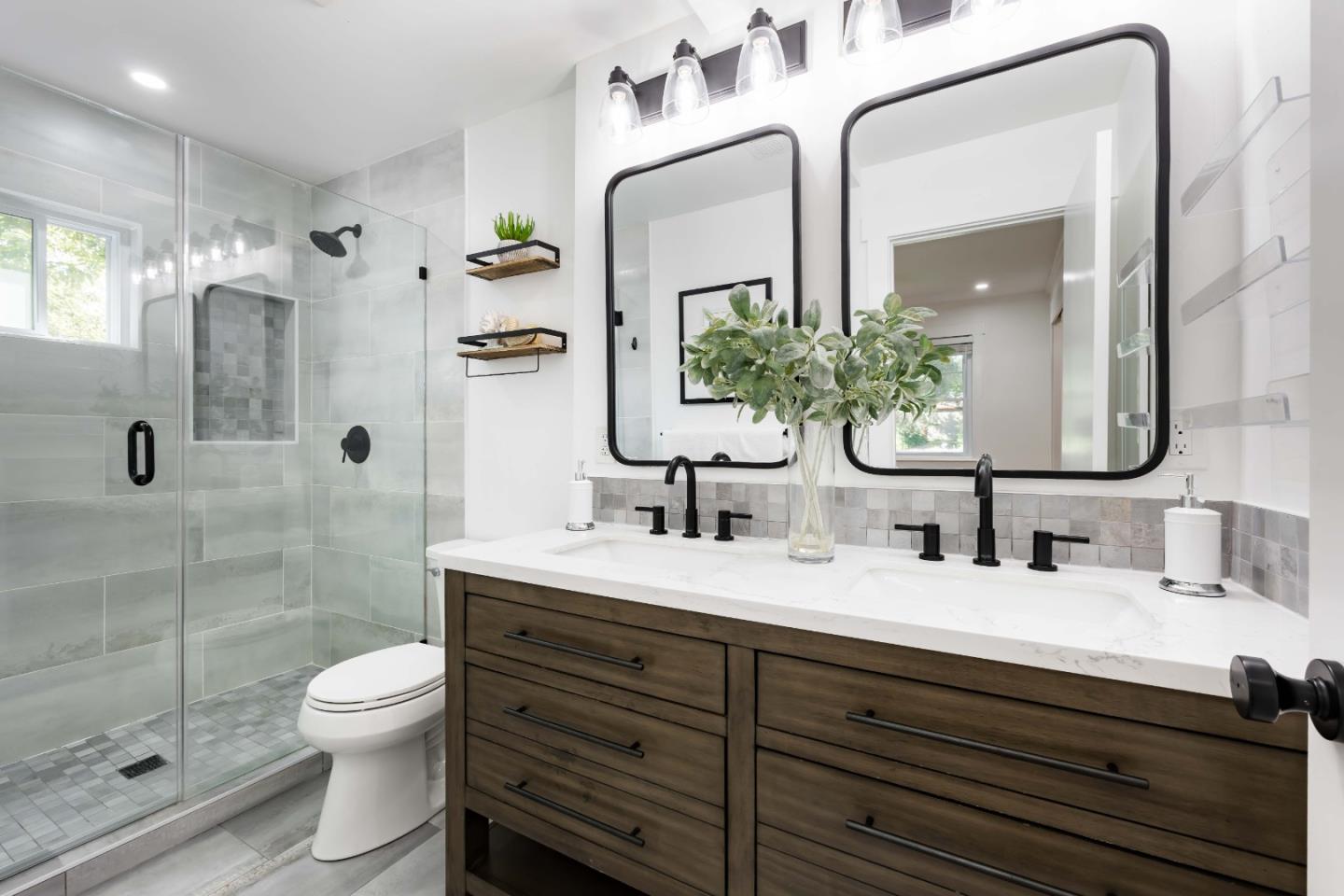 Detail Gallery Image 15 of 22 For 721 14th Ave, Menlo Park,  CA 94025 - 3 Beds | 2 Baths