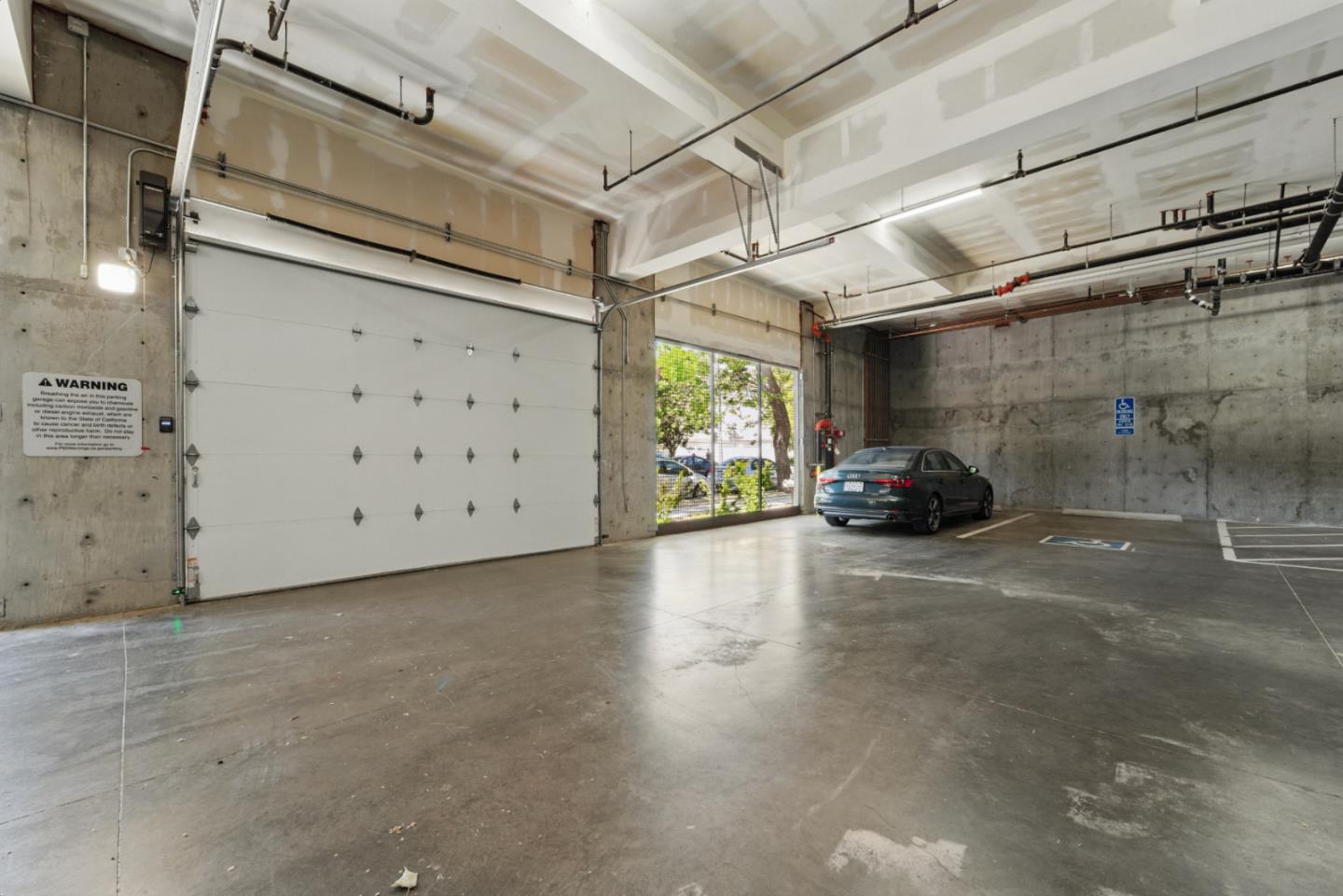 Detail Gallery Image 10 of 16 For 1667 San Carlos Ave #101,  San Carlos,  CA 94070 - – Beds | – Baths