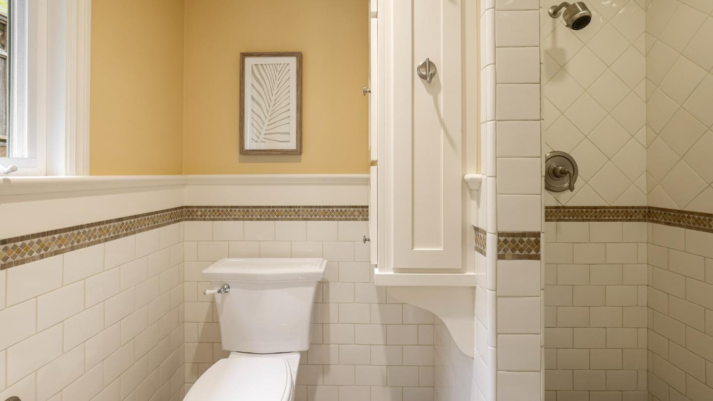 Detail Gallery Image 20 of 60 For 161 E Floresta Way, Portola Valley,  CA 94028 - 3 Beds | 3 Baths