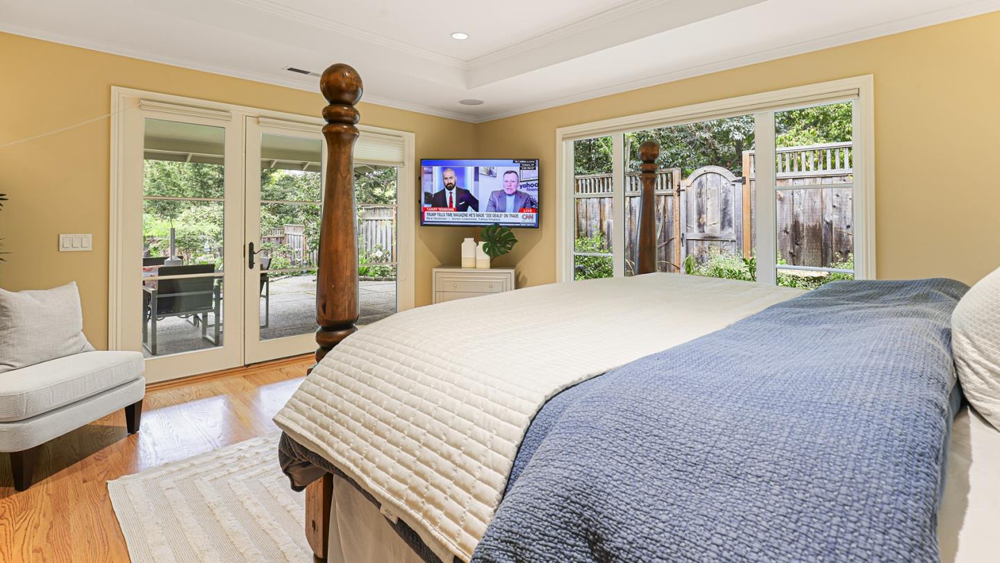 Detail Gallery Image 22 of 60 For 161 E Floresta Way, Portola Valley,  CA 94028 - 3 Beds | 3 Baths