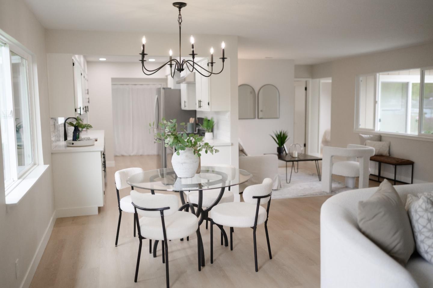 Detail Gallery Image 22 of 95 For 985 32nd Ave, Santa Cruz,  CA 95062 - 3 Beds | 3/1 Baths
