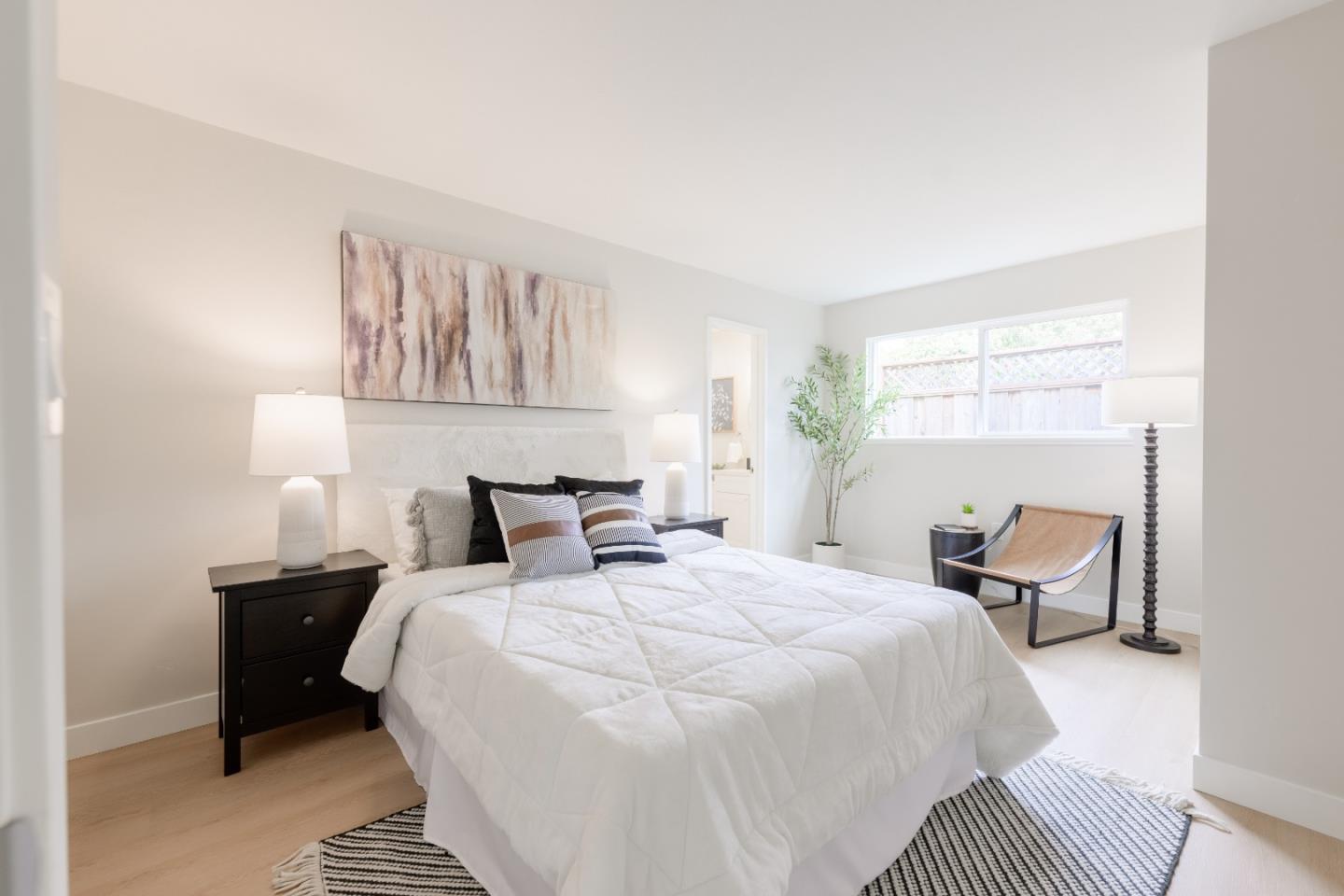 Detail Gallery Image 43 of 95 For 985 32nd Ave, Santa Cruz,  CA 95062 - 3 Beds | 3/1 Baths