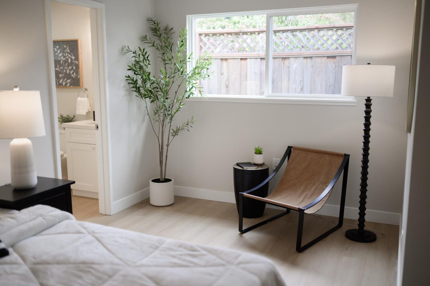 Detail Gallery Image 44 of 95 For 985 32nd Ave, Santa Cruz,  CA 95062 - 3 Beds | 3/1 Baths