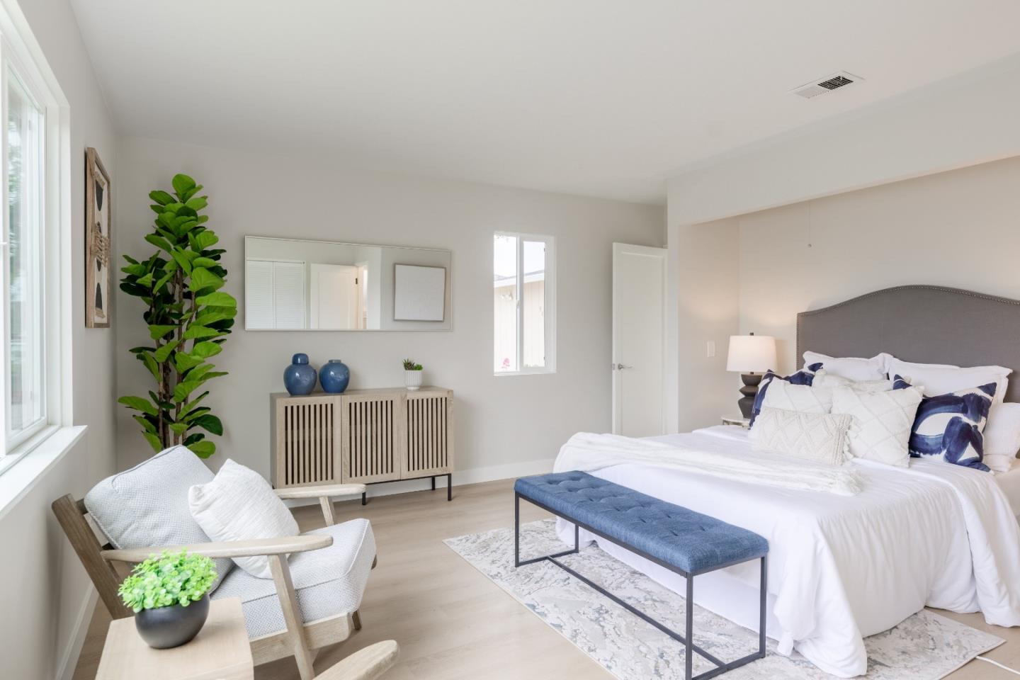 Detail Gallery Image 74 of 95 For 985 32nd Ave, Santa Cruz,  CA 95062 - 3 Beds | 3/1 Baths