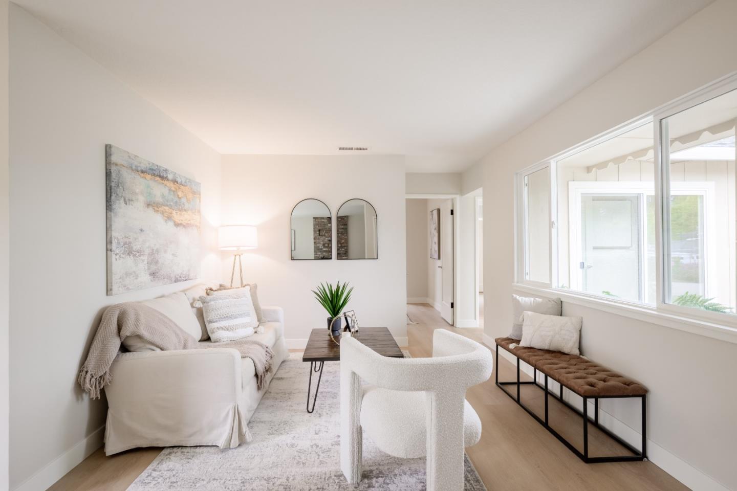 Detail Gallery Image 8 of 95 For 985 32nd Ave, Santa Cruz,  CA 95062 - 3 Beds | 3/1 Baths