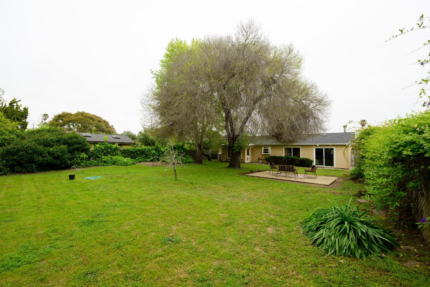 Detail Gallery Image 84 of 95 For 985 32nd Ave, Santa Cruz,  CA 95062 - 3 Beds | 3/1 Baths