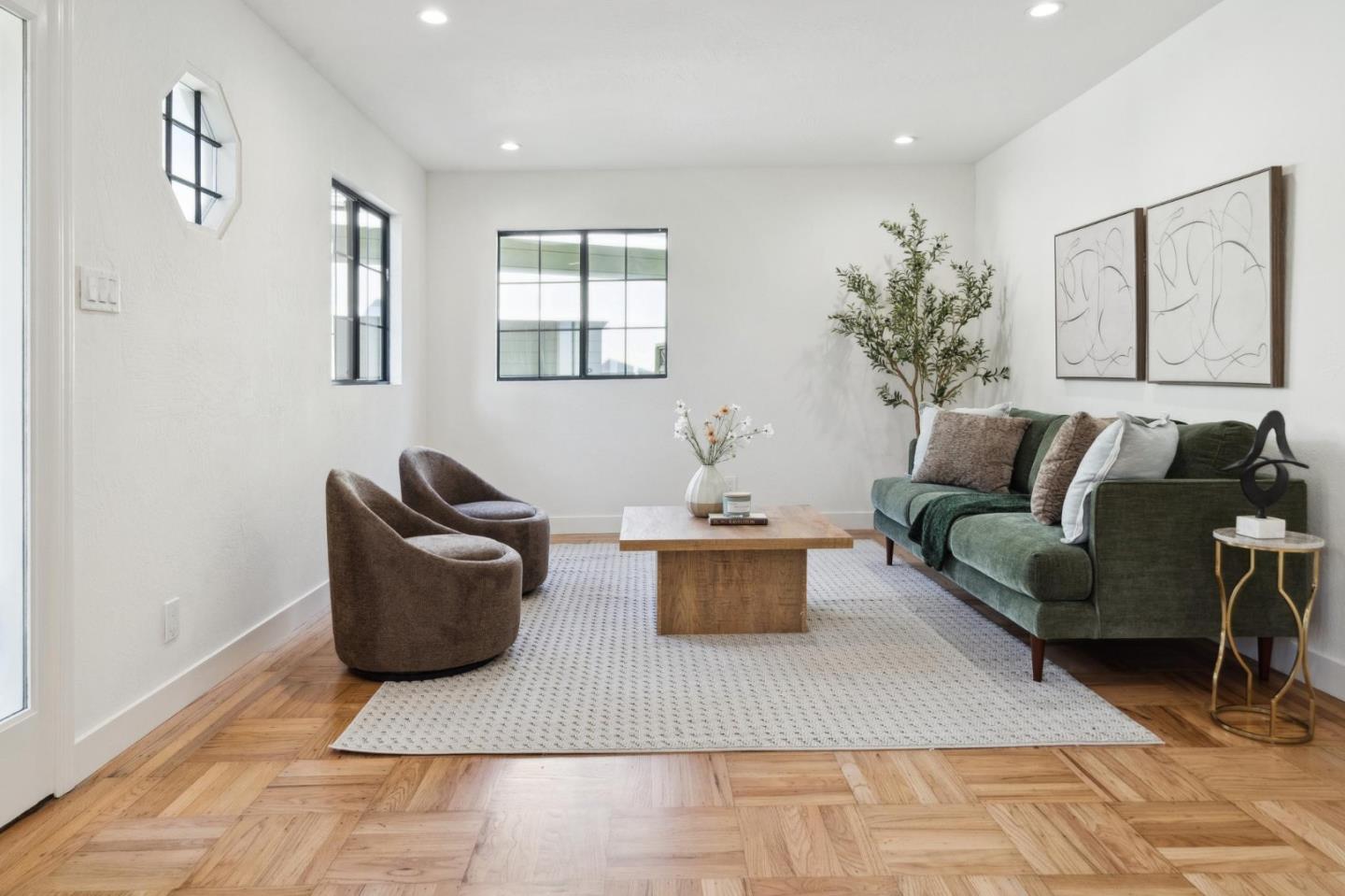Detail Gallery Image 3 of 25 For 264 Berendos Ave, Pacifica,  CA 94044 - 3 Beds | 2 Baths