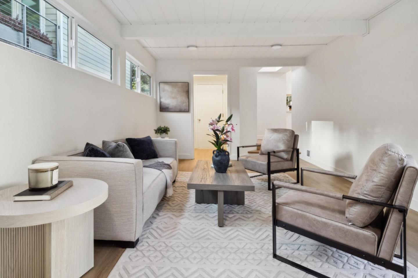 Detail Gallery Image 9 of 25 For 264 Berendos Ave, Pacifica,  CA 94044 - 3 Beds | 2 Baths