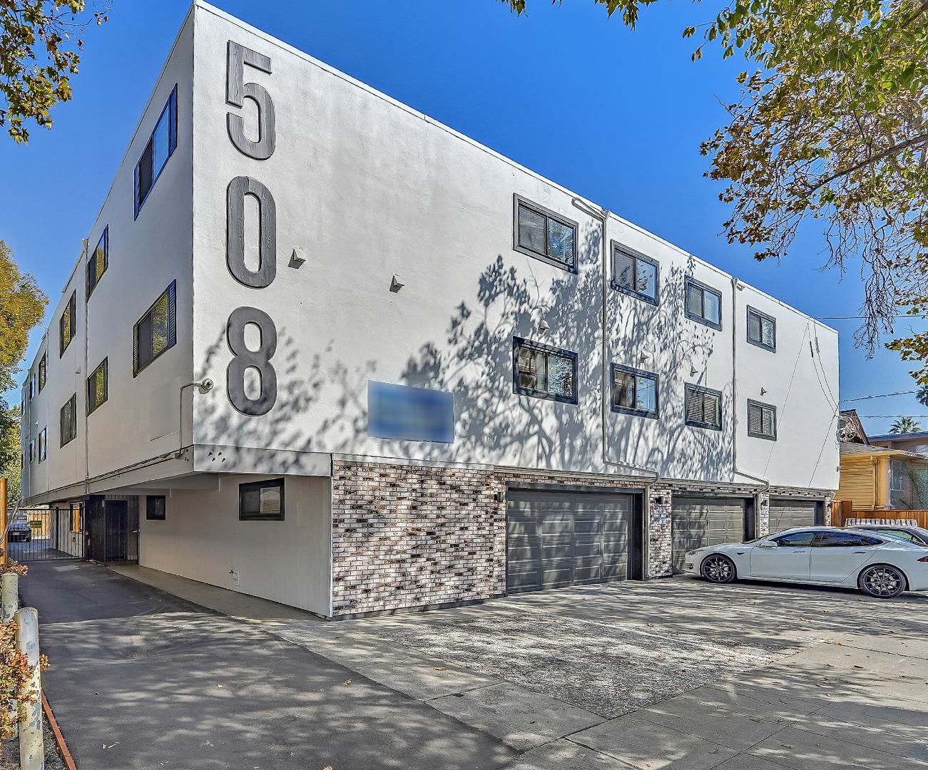 Detail Gallery Image 1 of 14 For 508 S 11th St, San Jose,  CA 95112 - – Beds | – Baths