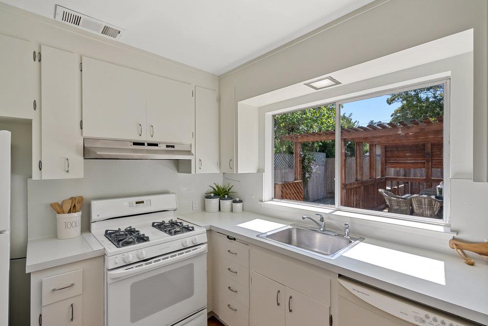 Detail Gallery Image 22 of 60 For 3004 Del Monte St, San Mateo,  CA 94403 - 4 Beds | 2 Baths