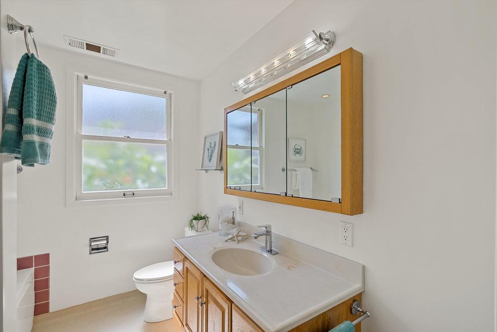 Detail Gallery Image 31 of 60 For 3004 Del Monte St, San Mateo,  CA 94403 - 4 Beds | 2 Baths