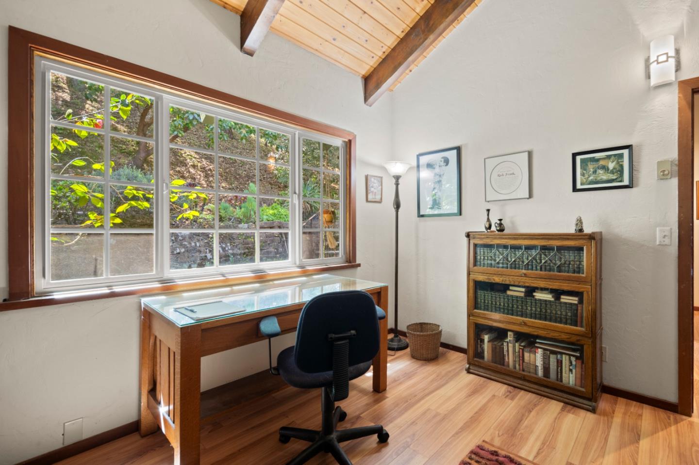 Detail Gallery Image 10 of 26 For 14310 Hitchcock Rd, Carmel Valley,  CA 93924 - 2 Beds | 2 Baths
