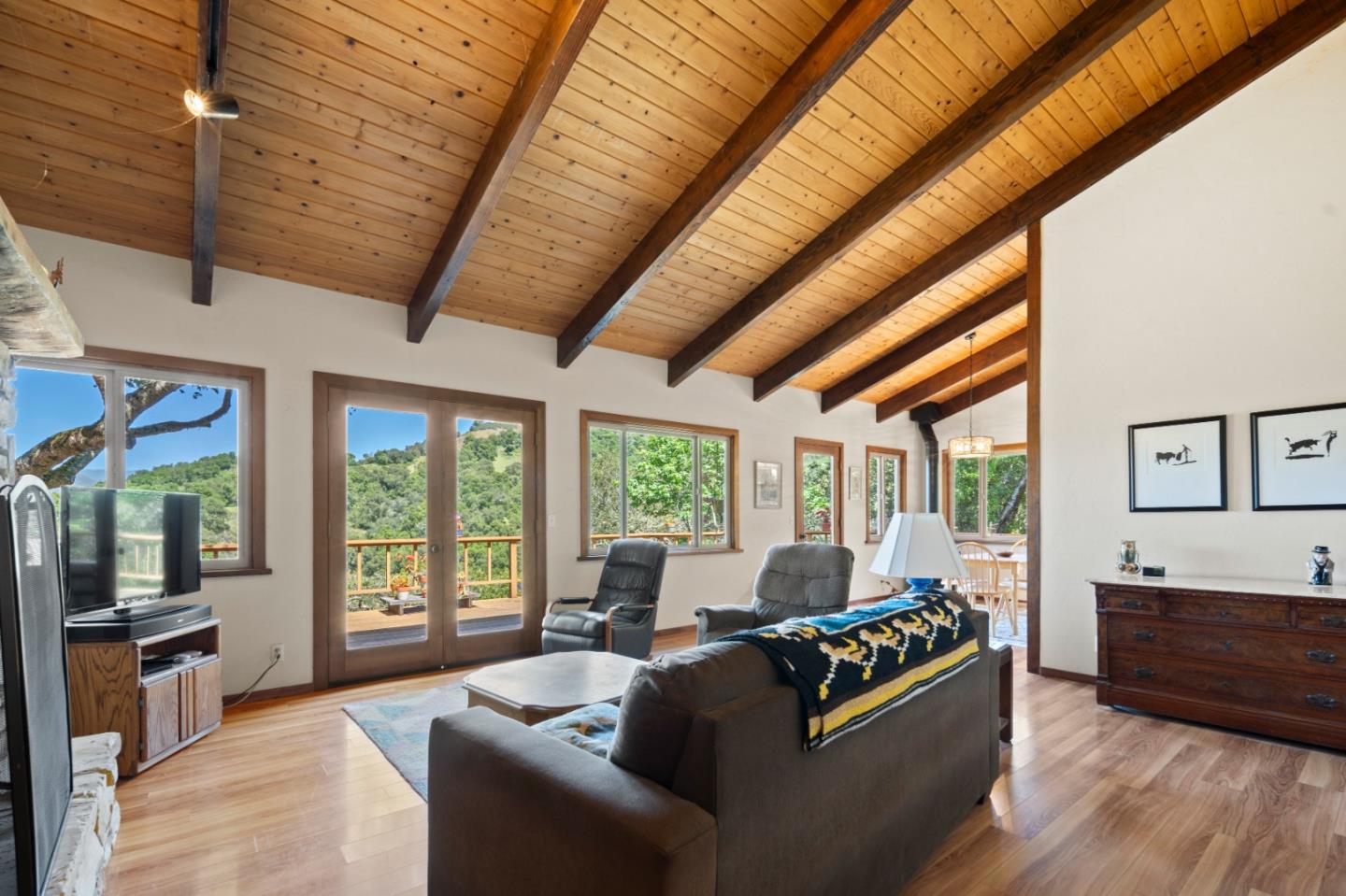 Detail Gallery Image 2 of 26 For 14310 Hitchcock Rd, Carmel Valley,  CA 93924 - 2 Beds | 2 Baths