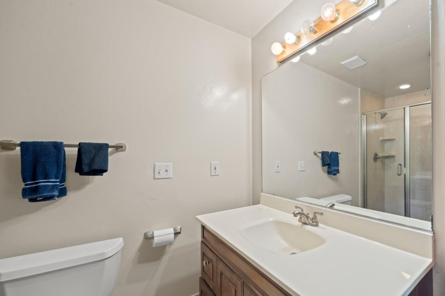 Detail Gallery Image 21 of 26 For 14310 Hitchcock Rd, Carmel Valley,  CA 93924 - 2 Beds | 2 Baths