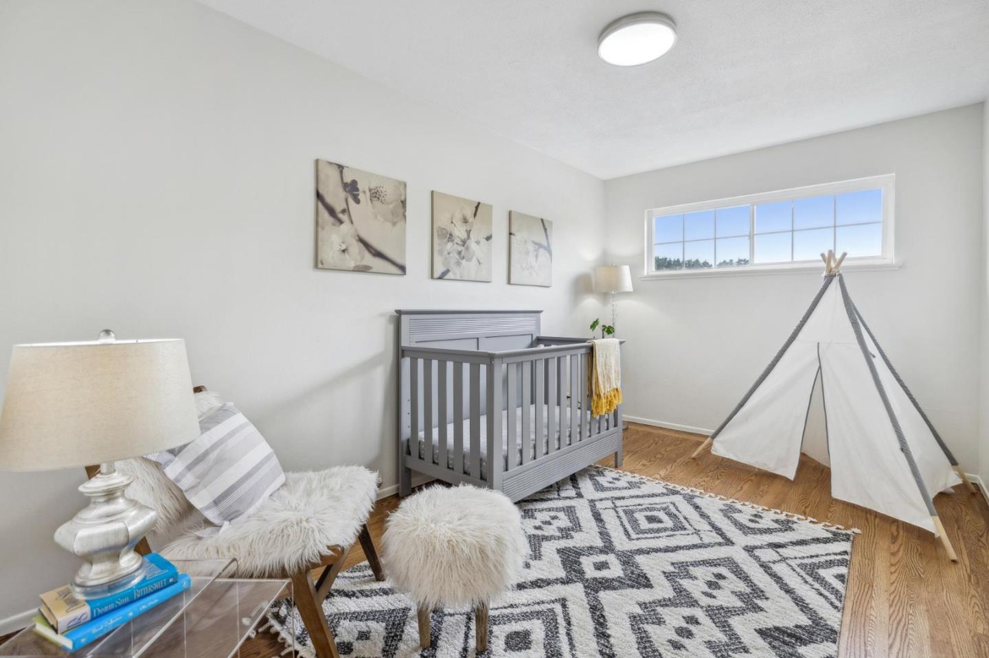 Detail Gallery Image 12 of 26 For 719 Moana Way, Pacifica,  CA 94044 - 3 Beds | 2 Baths