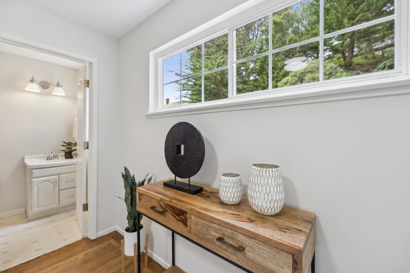 Detail Gallery Image 18 of 26 For 719 Moana Way, Pacifica,  CA 94044 - 3 Beds | 2 Baths
