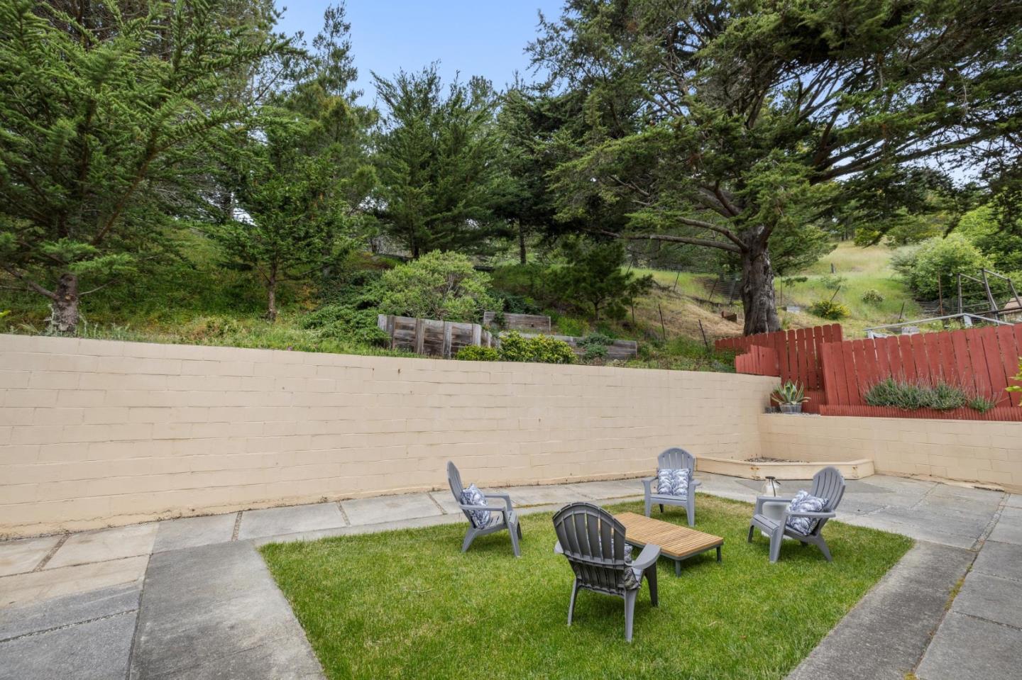 Detail Gallery Image 23 of 26 For 719 Moana Way, Pacifica,  CA 94044 - 3 Beds | 2 Baths