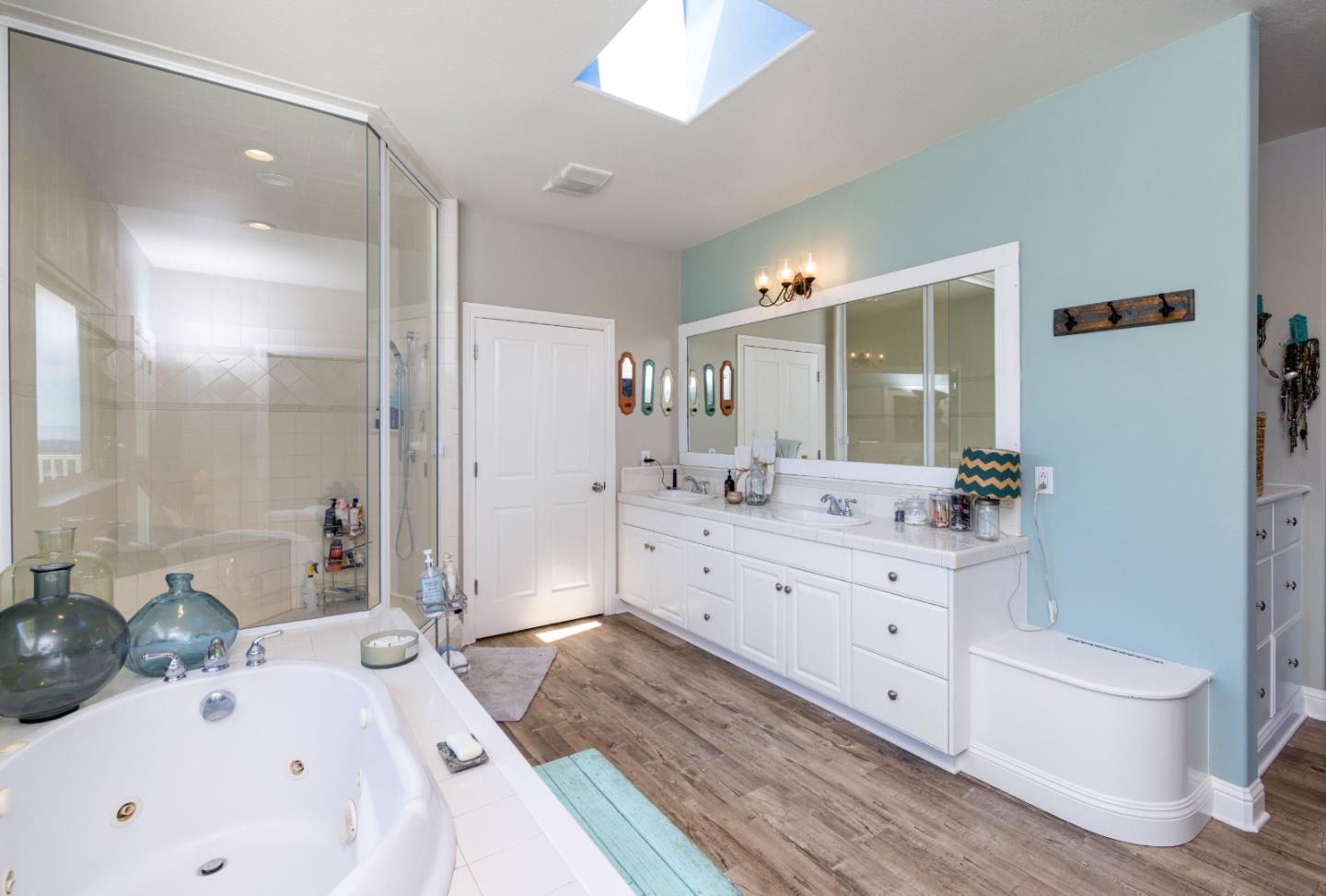 Detail Gallery Image 22 of 46 For 600 San Juan Pass, Watsonville,  CA 95076 - 4 Beds | 3 Baths