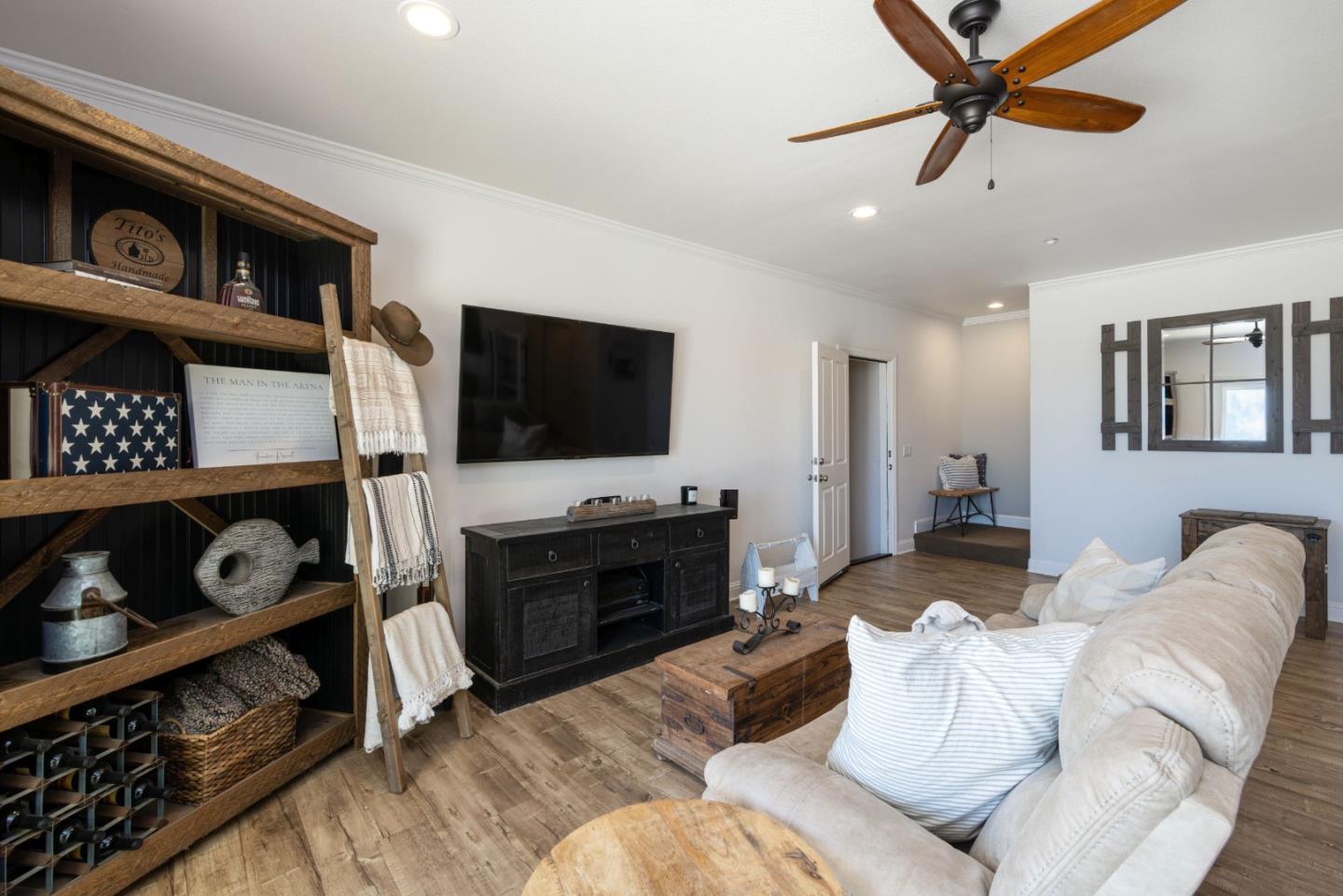 Detail Gallery Image 23 of 46 For 600 San Juan Pass, Watsonville,  CA 95076 - 4 Beds | 3 Baths