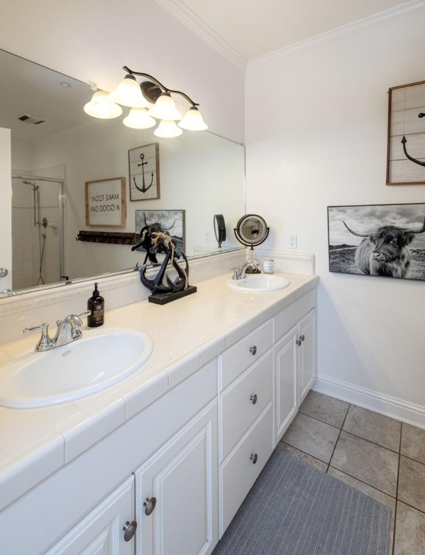 Detail Gallery Image 25 of 46 For 600 San Juan Pass, Watsonville,  CA 95076 - 4 Beds | 3 Baths