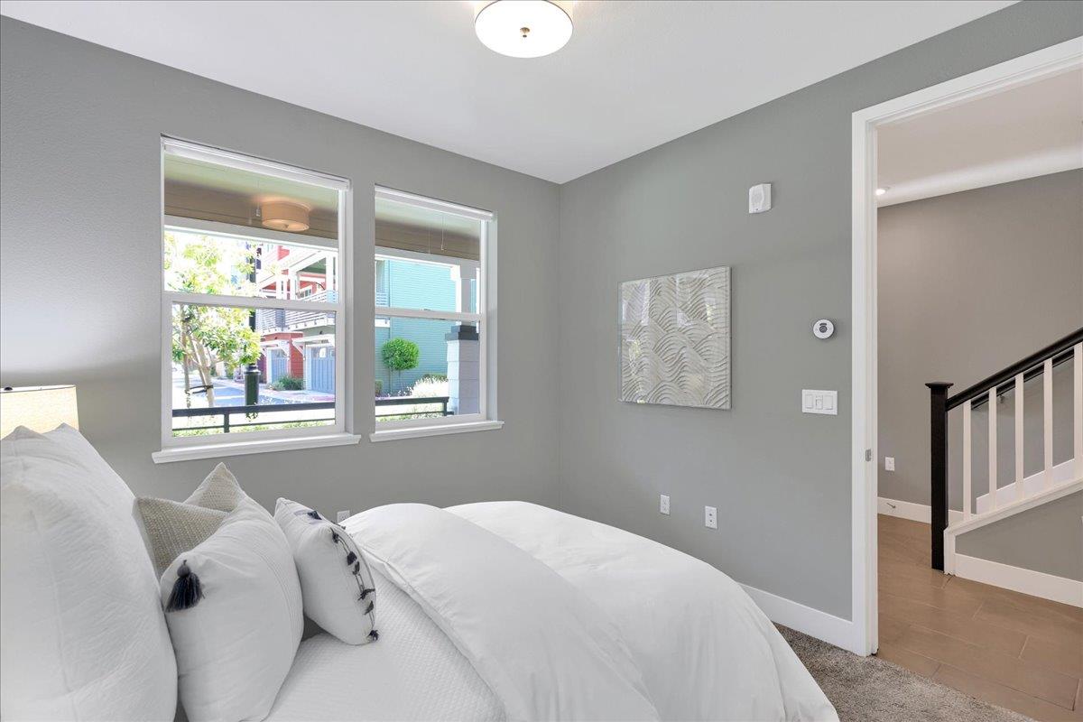 Detail Gallery Image 51 of 69 For 122 Ranch Ln, Mountain View,  CA 94040 - 3 Beds | 3/1 Baths