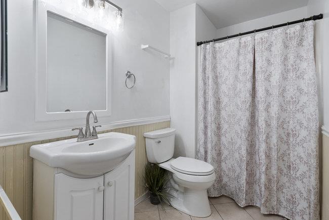 Detail Gallery Image 7 of 20 For 890 Greenwich Dr, Gilroy,  CA 95020 - 5 Beds | 3 Baths